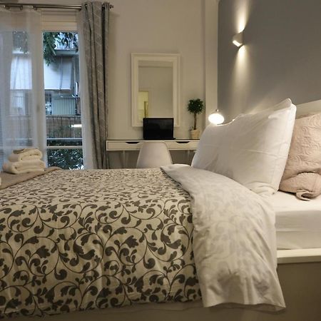 Stylish Apartment In Kolonaki Athens Exterior photo