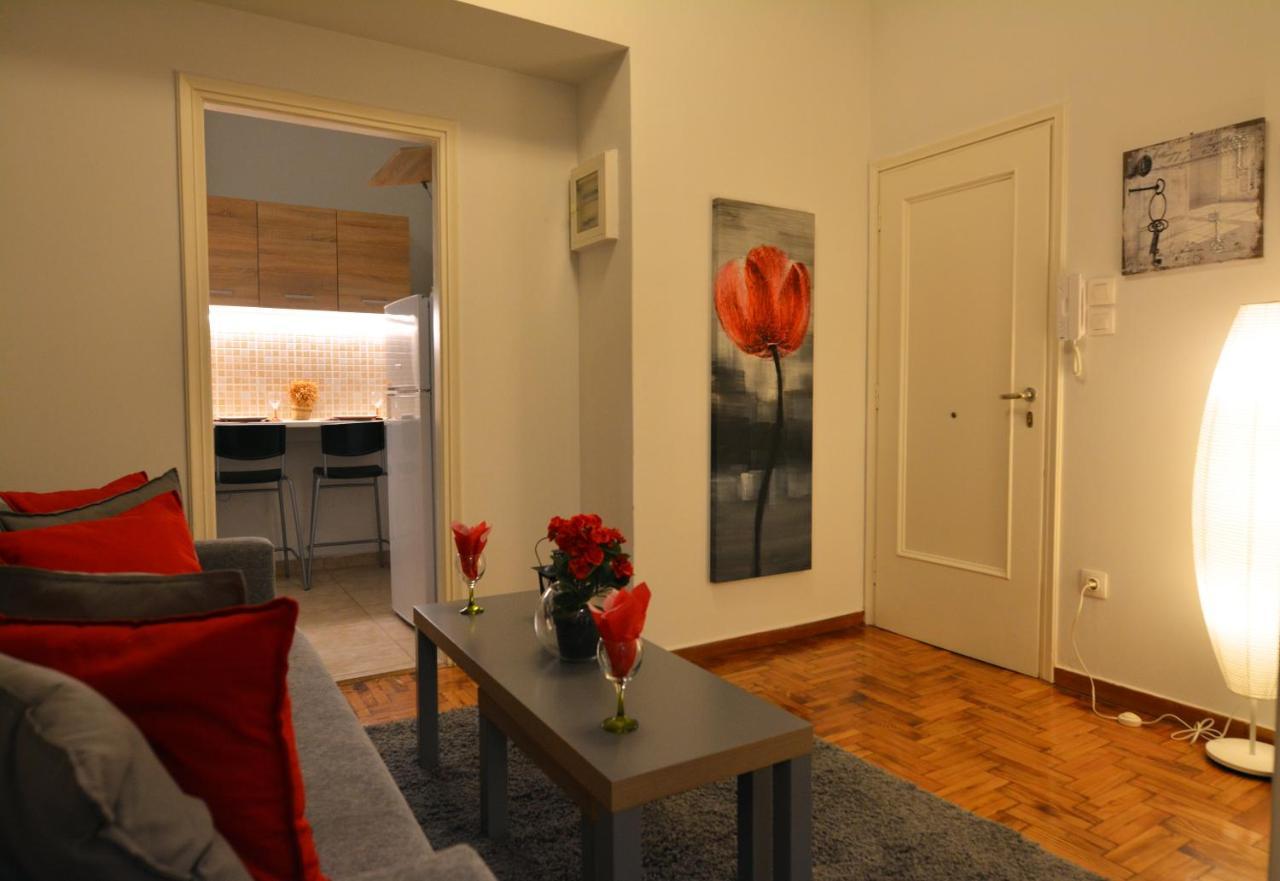 Stylish Apartment In Kolonaki Athens Exterior photo